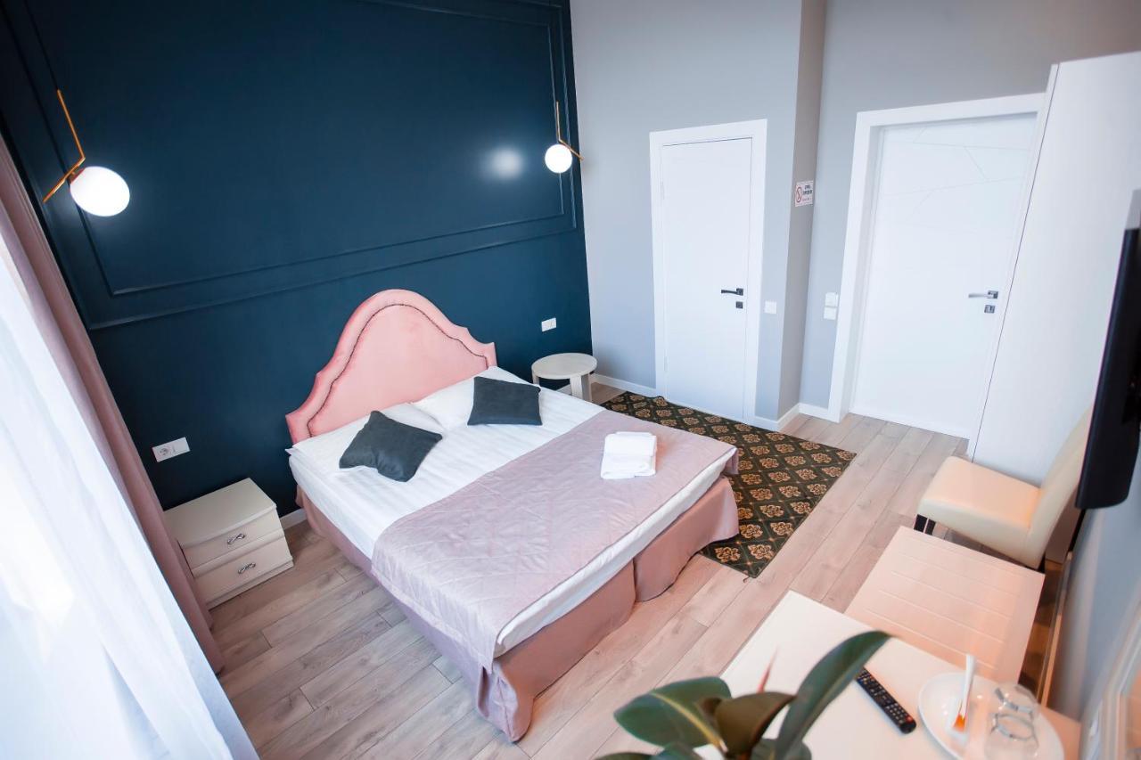 Arena Hotel Αστάνα Εξωτερικό φωτογραφία