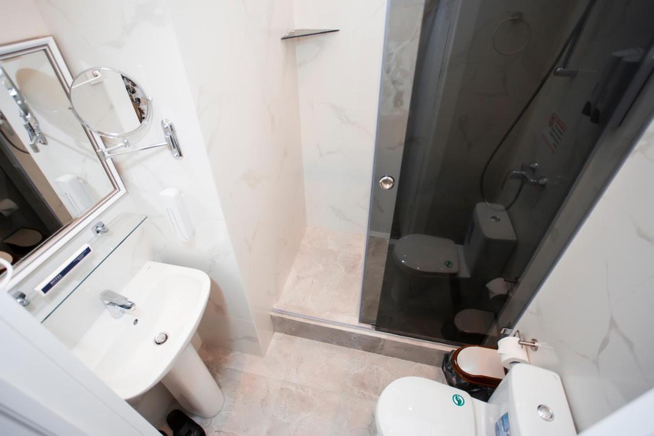 Arena Hotel Αστάνα Εξωτερικό φωτογραφία